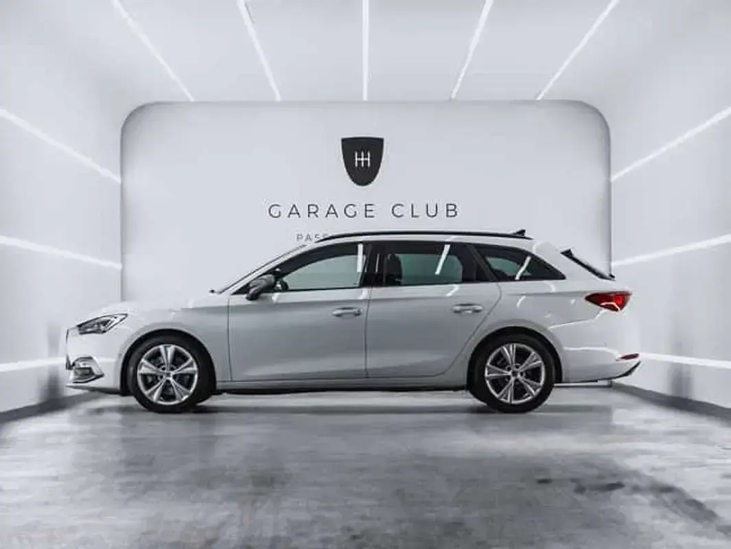 Usado Seat Leon FR 150 CV (110 kW) 2021 Blanco Utilitario