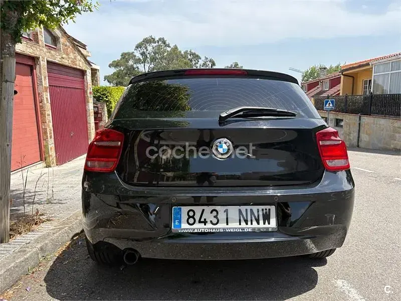 Usado BMW 116 Sport Line 136 CV (100 kW) 2014 Negro Utilitario