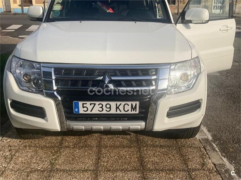 Blanco Usado 2017 Mitsubishi Montero Spirit SUV | 25.500 € (Un poco caro) - Imagen 1/4