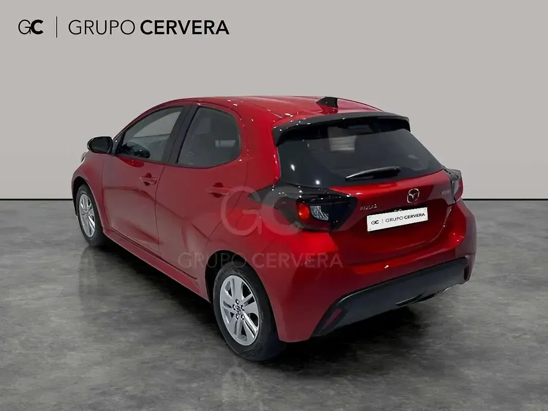 Nuevo Mazda 2 Center-Line 116 CV (85 kW) 2026 Rojo Utilitario