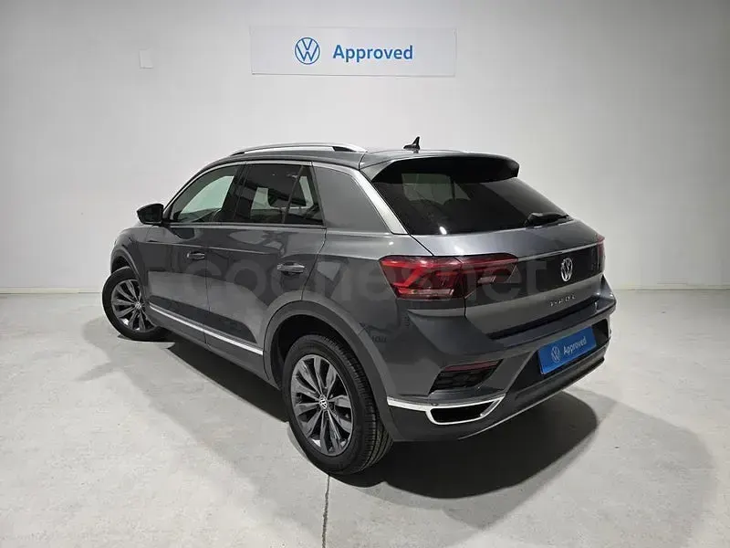 Usado VW T-Roc Sportline 150 CV (110 kW) 2019 Gris SUV