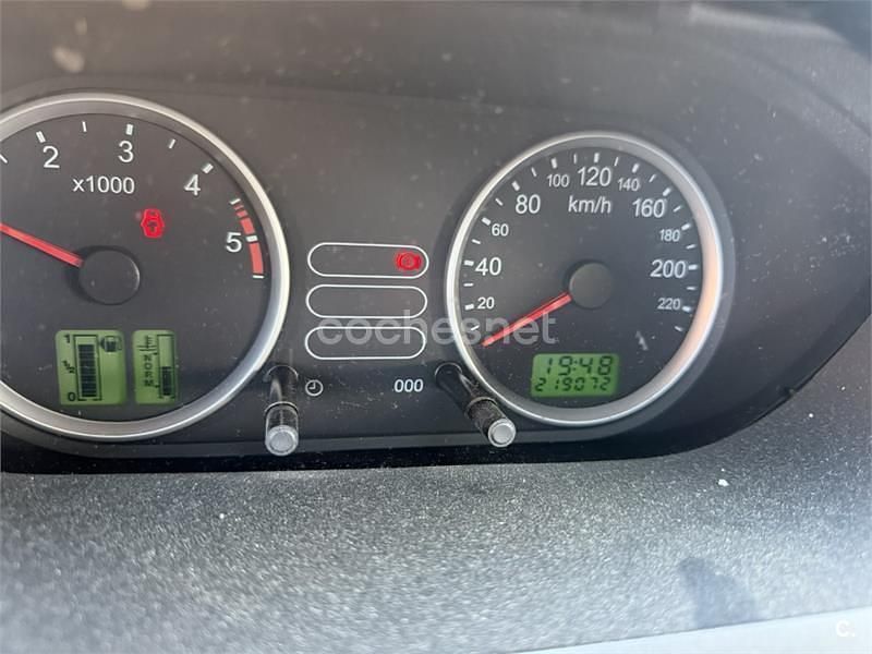 Usado Ford Fiesta Trend 68 CV (50 kW) 2005 Verde Utilitario