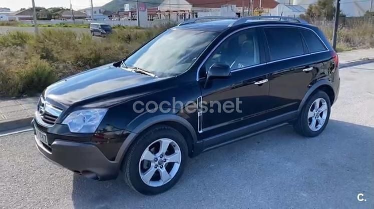 Usado Opel Antara Cosmo 150 CV (110 kW) 2007 Negro SUV