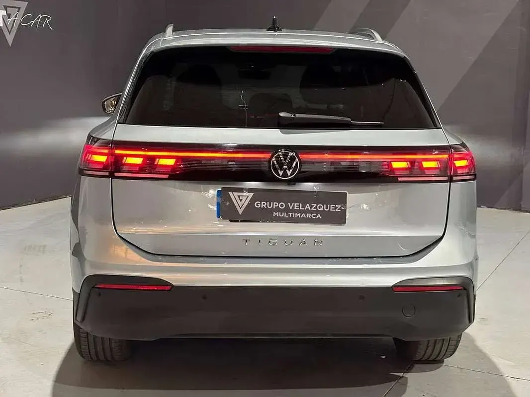 Usado VW Tiguan 150 CV (110 kW) 2025 Gris SUV