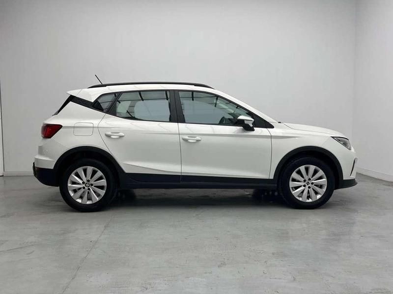 Usado Seat Arona Style 110 CV (80 kW) 2023 Blanco SUV