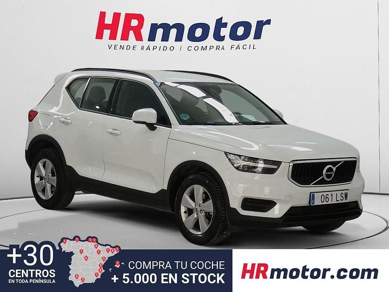 Blanco Usado 2021 Volvo XC40 Momentum SUV | 18.999 € (Precio justo) - Imagen 1/4