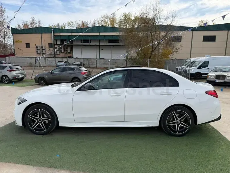 Usado Mercedes C300e 313 CV (230 kW) 2024 Blanco Berlina