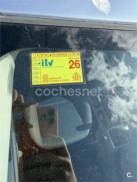 Usado Ford Focus Trend 109 CV (80 kW) 2005 Azul Berlina