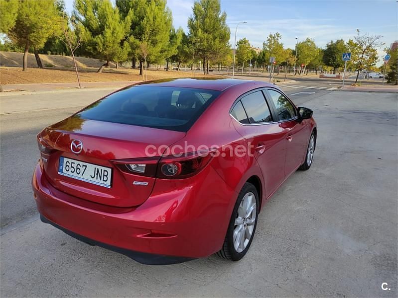 Rojo Usado 2016 Mazda 3 Luxury Berlina | 15.395 € (Precio justo) - Imagen 1/4