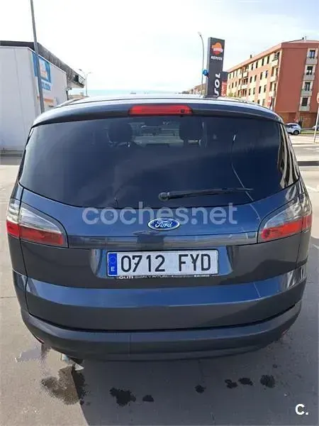 Usado Ford S-MAX Trend 140 CV (102 kW) 2008 Negro Monovolumen