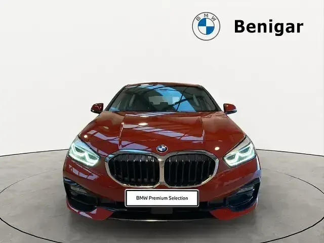 Usado BMW 116 Comfort Edition 116 HP (85 kW) 2021 Vermelho Citadino