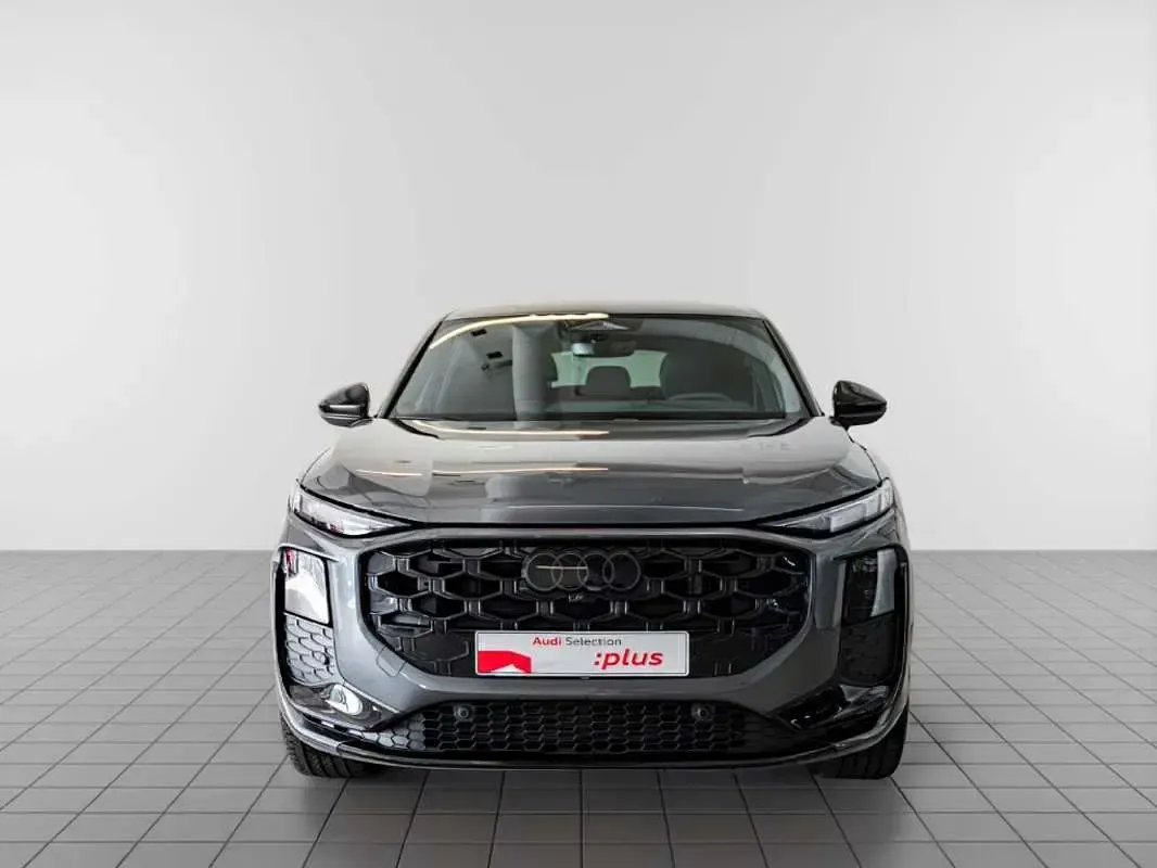 Usado Audi Q3 Sportback Premium 150 CV (110 kW) 2026 Gris SUV