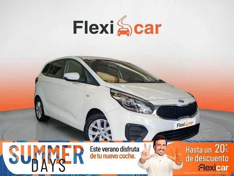 Blanco Usado 2017 Kia Carens Monovolumen | 8890 € (Super precio) - Imagen 1/4