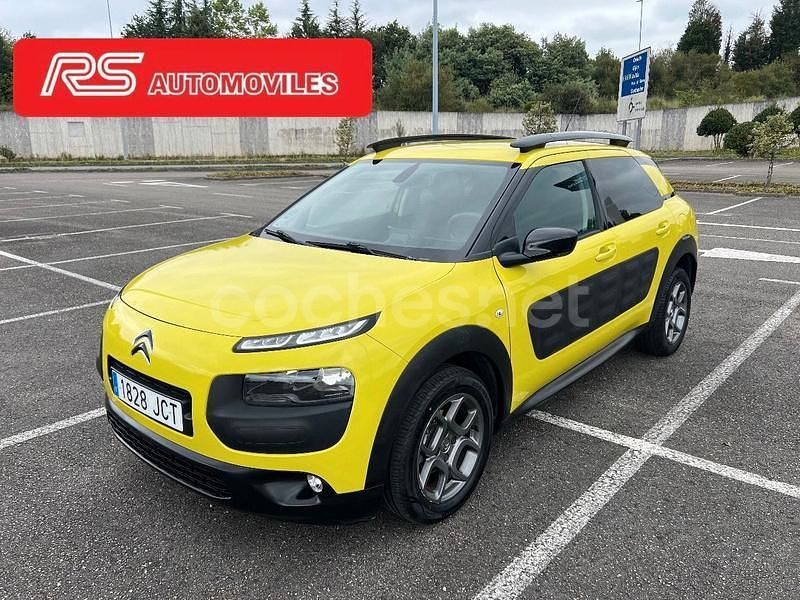 Usado Citroën C4 Cactus Shine 100 CV (73 kW) 2015 Verde Utilitario