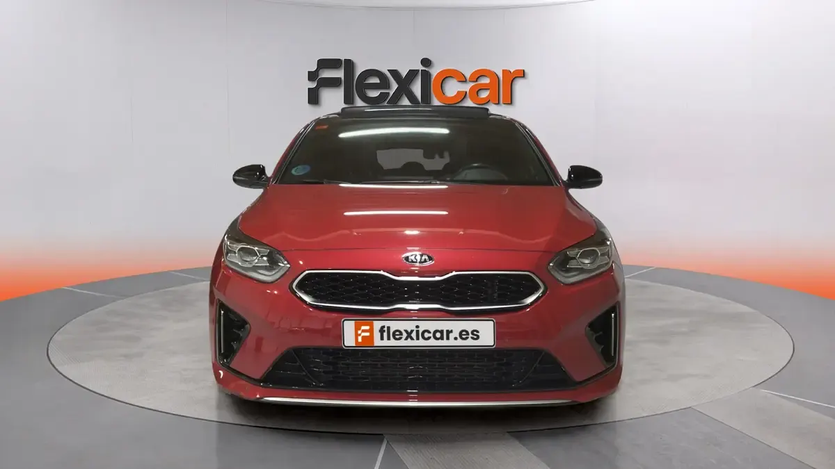 Usado Kia Ceed GT GT-Line 160 CV (117 kW) 2021 Rojo Berlina