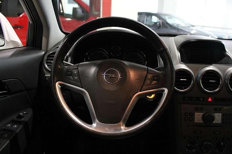 Usado Opel Antara Energy 127 CV (93 kW) 2010 Blanco SUV