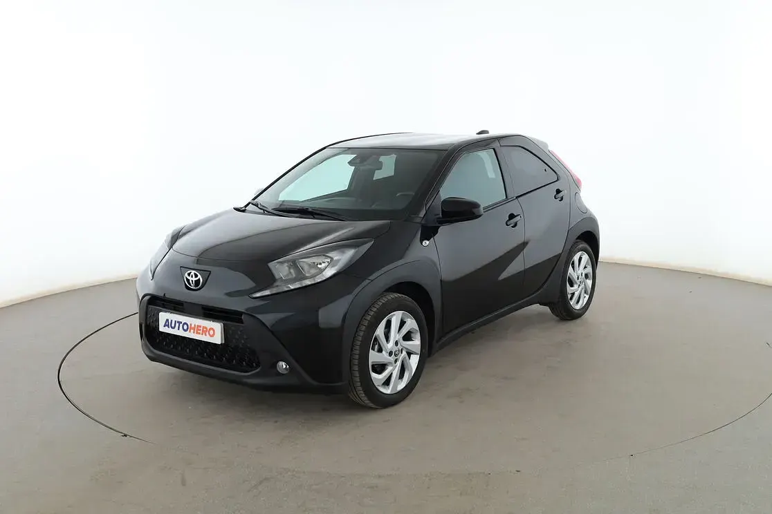 Usado Toyota Aygo X Play 72 CV (52 kW) 2024 SUV
