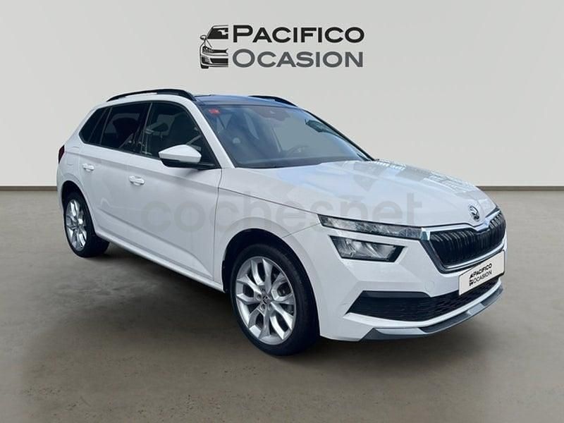 Usado Skoda Kamiq Sport 150 CV (110 kW) 2021 Blanco SUV