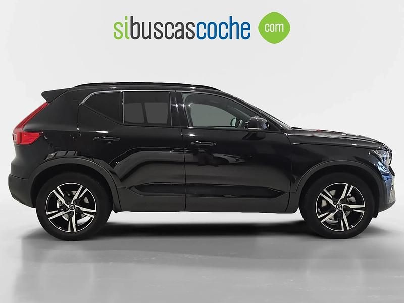 Usado Volvo XC40 Plus 163 CV (119 kW) 2025 Negro SUV