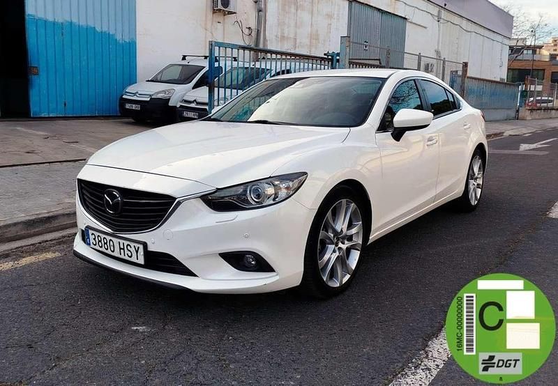 Usado Mazda 6 Luxury 150 CV (110 kW) 2013 Blanco Berlina
