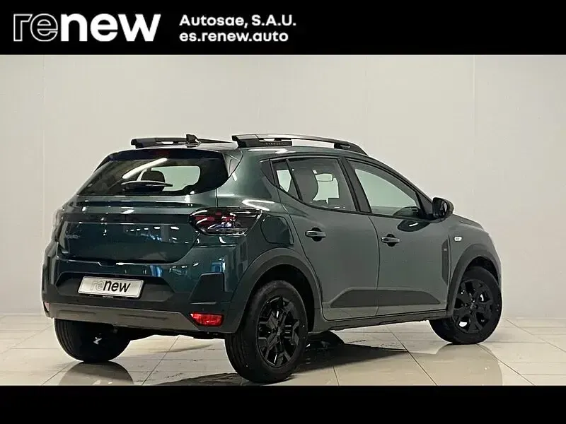 Usado Dacia Sandero Extreme 122 CV (89 kW) 2026 Verde Berlina