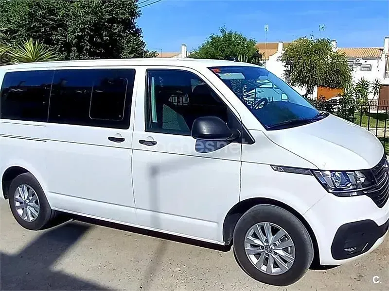 Usado VW Multivan 150 CV (110 kW) 2021 Blanco Monovolumen