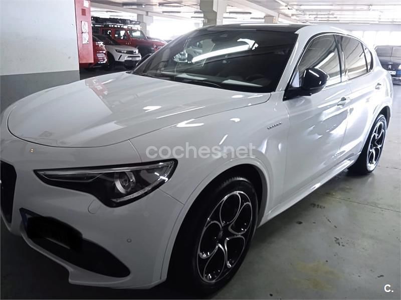 Usado Alfa Romeo Stelvio Veloce 210 CV (154 kW) 2023 Blanco SUV
