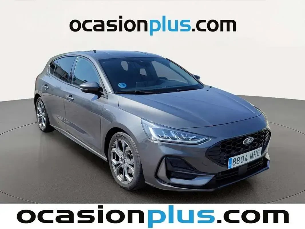 Usado Ford Focus ST-Line 155 CV (114 kW) 2023 Gris Utilitario