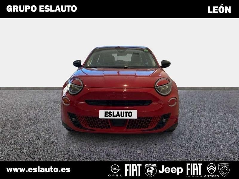 Usado Fiat 600E Red 114 kW (156 CV) 2024 Rojo SUV