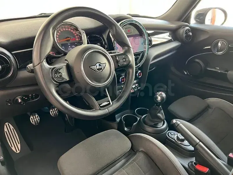 Usado Mini John Cooper Works 231 CV (169 kW) 2022 Negro Utilitario