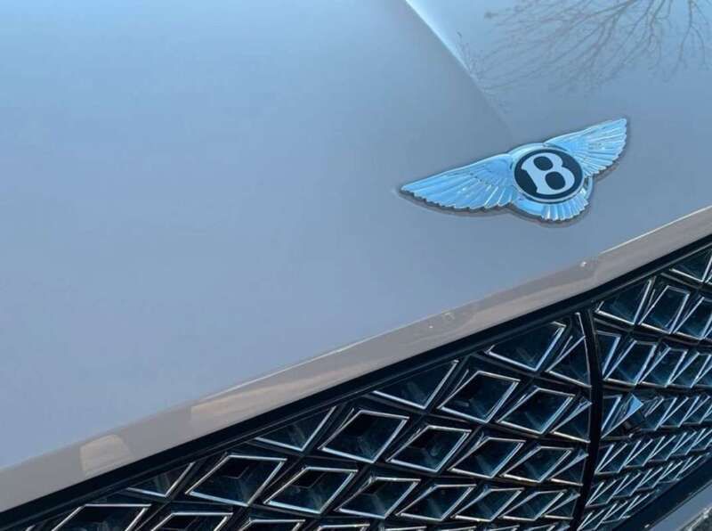 Blanco Usado 2023 Bentley Continental Berlina | 315.000 € - Imagen 1/4
