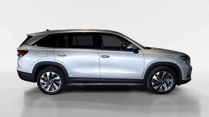 Usado Skoda Kodiaq Selection 150 CV (110 kW) 2025 Gris / plata SUV