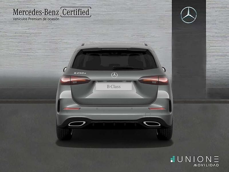 Usado Mercedes E250 218 CV (160 kW) 2025 Berlina