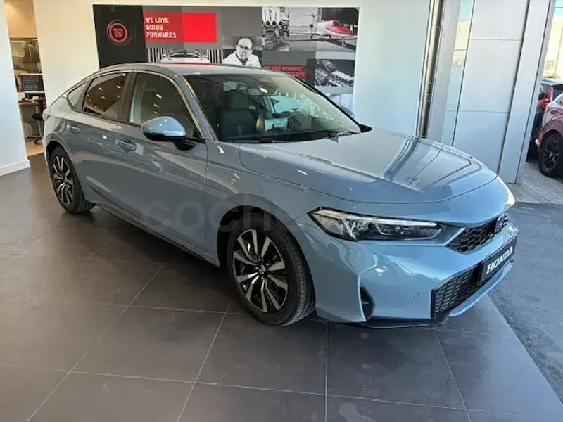 Nuevo Honda Civic Elegance 184 CV (135 kW) 2026 Gris / plata Berlina