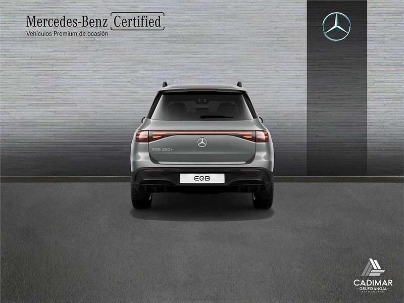 Usado Mercedes EQB250+ 139 kW (190 CV) 2025 SUV
