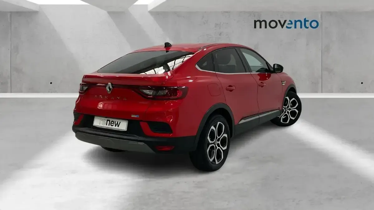 Usado Renault Arkana Techno 145 CV (106 kW) 2022 Rojo SUV