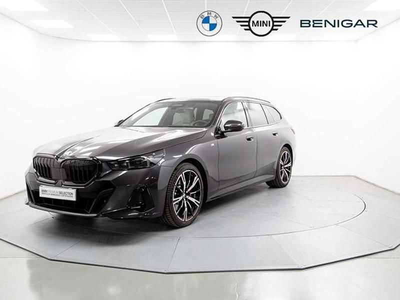 Gris Usado 2024 BMW 520 Familiar | 60.900 € - Imagen 1/4