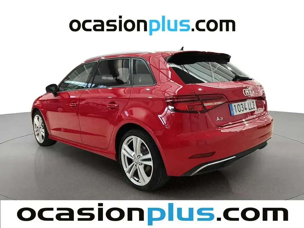 Usado Audi A3 Sportback e-tron S-Line 204 CV (150 kW) 2020 Rojo Utilitario