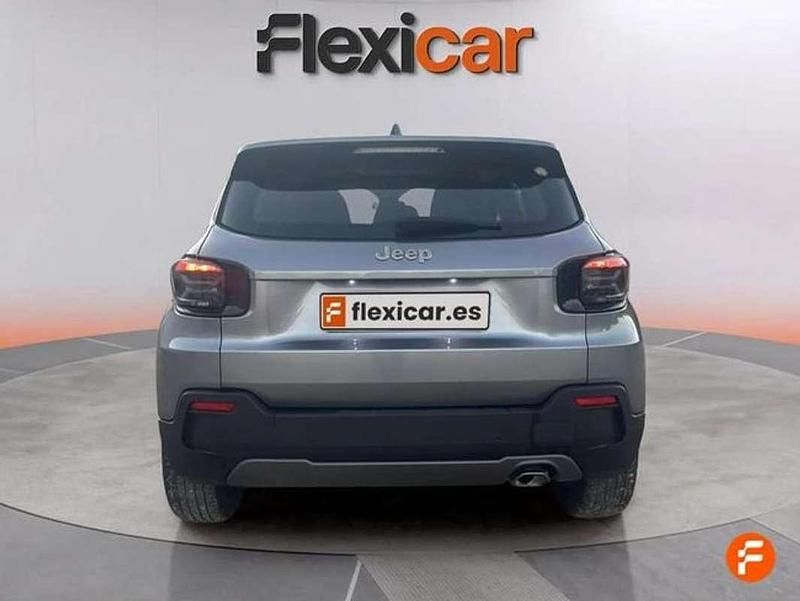 Usado Jeep Avenger 101 CV (74 kW) 2023 Gris SUV