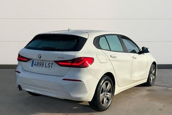 Usado BMW 118 Comfort Edition 136 CV (100 kW) 2021 Utilitario