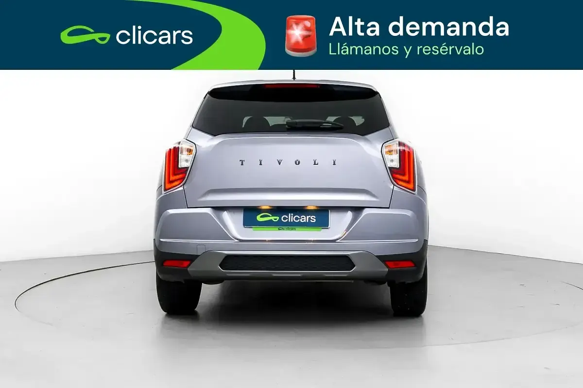 Usado SsangYong Tivoli 163 CV (119 kW) 2024 Gris SUV