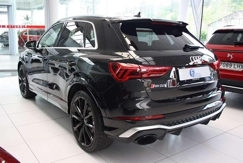 Usado Audi RS Q3 Exclusive 401 CV (294 kW) 2021 Negro SUV