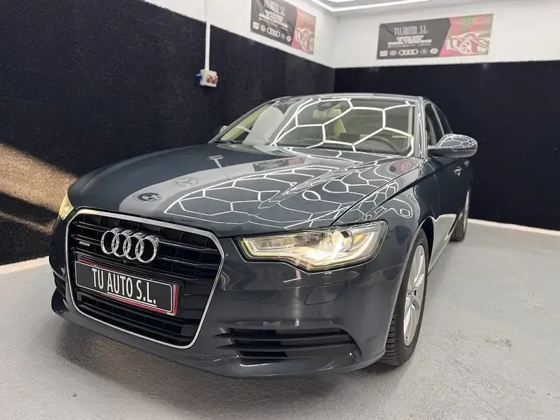 Usado Audi A6 Proline 300 CV (220 kW) 2012 Negro Berlina