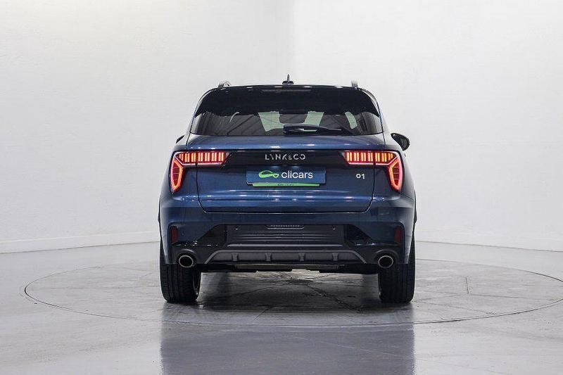 Usado Lynk & Co 01 261 CV (191 kW) 2022 Azul SUV