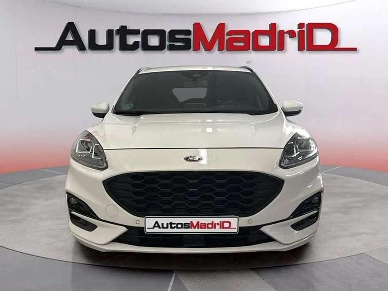 Usado Ford Kuga ST-Line 150 CV (110 kW) 2022 Blanco SUV