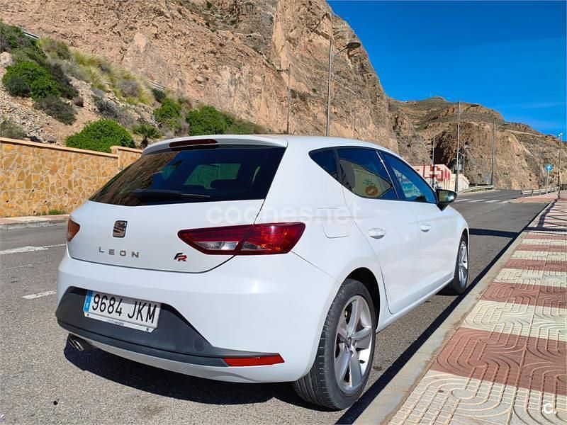 Usado Seat Leon FR 150 CV (110 kW) 2015 Blanco Berlina