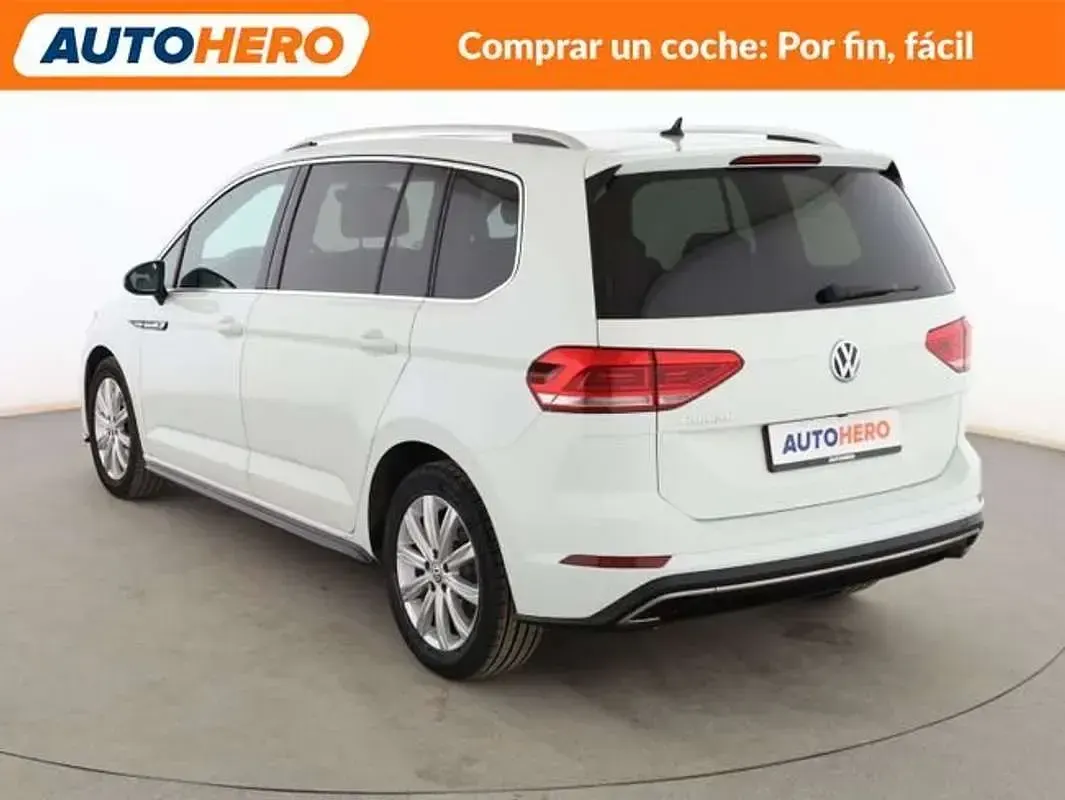 Usado VW Touran 150 CV (110 kW) 2018 Blanco Monovolumen
