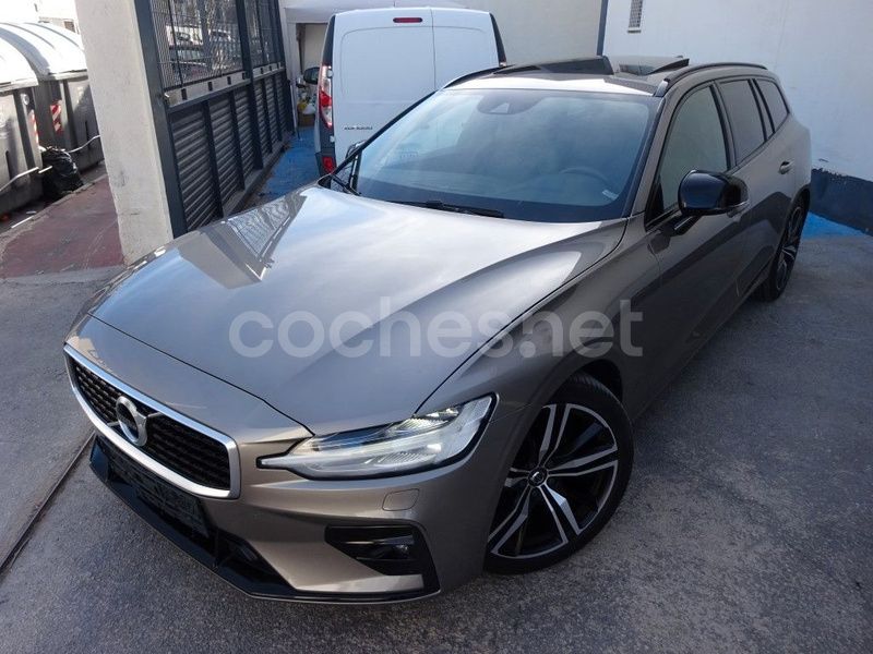 Gris / plata Usado 2020 Volvo V60 R-Design Familiar | 30.890 € (Un poco caro) - Imagen 1/4