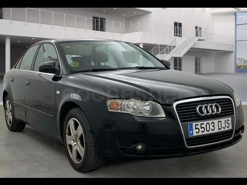 Usado Audi A4 140 CV (102 kW) 2006 Negro Berlina