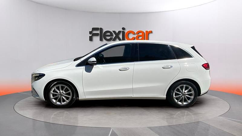Usado Mercedes B200 163 CV (119 kW) 2021 Blanco Monovolumen